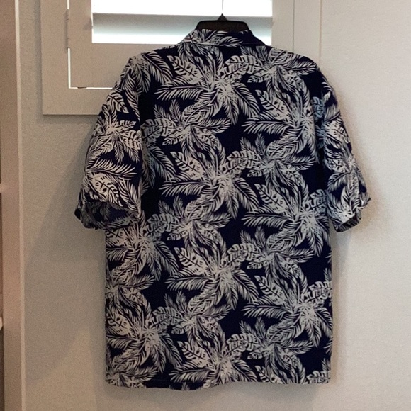 Men’s Hawaiian shirt, Size XL, Lightweight, excellent condition. - Picture 2 of 5